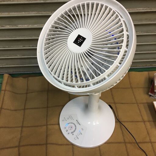 上下左右首振り　シャープ サーキュレーター扇風機 リビングファン ACタイプ プラズマクラスター  ホワイト リモコン付