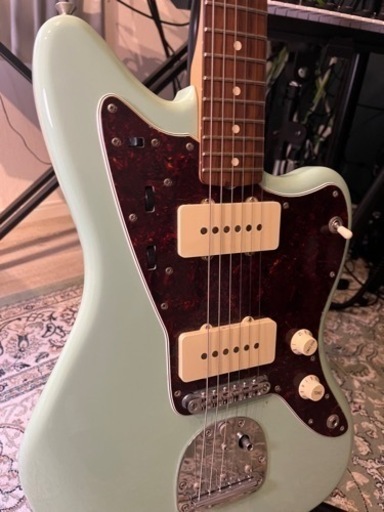 fender vintera '60s jazzmaster modified surf green