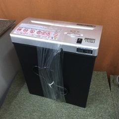 【半額!!!】シュレッダー（部品保護のためラップ巻いてます）【F00292】の画像