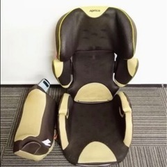 （お渡し予定）Aprica アップリカ シートベルト ジュニアシート ECE-R44/04 9kg-36kg ユーロジュニアインパクト アースブラウン　の画像