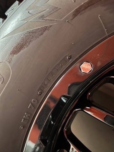 ラングラー用スタッドレスタイヤ　265/70R17 DM-V3