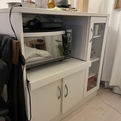 【11/26処分予定】食器棚の画像