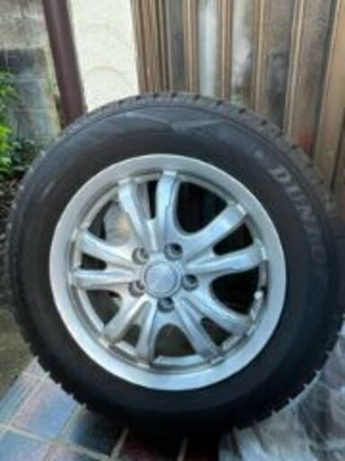 【引取り・手渡し扱いのみ】ダンロップ スタッドレスタイヤ・アルミ付 4本セット 195/65R15