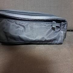 PRADAナイロンクラッチバッグ、セカンドバッグの画像