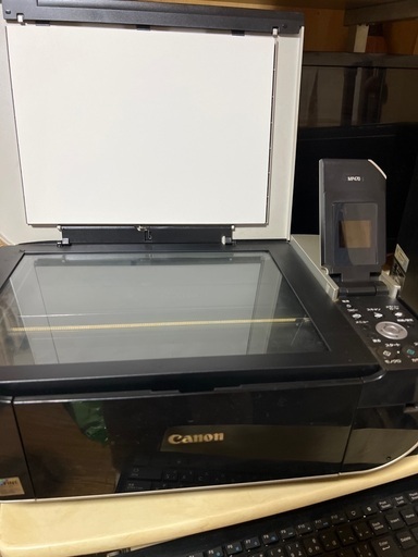デスクトップ　パソコン　コピー機　パソコン関連品