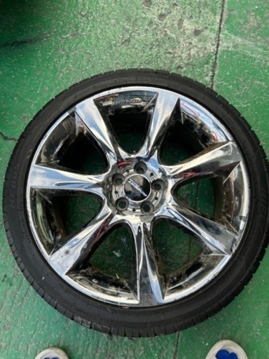 プリウスに付いてました