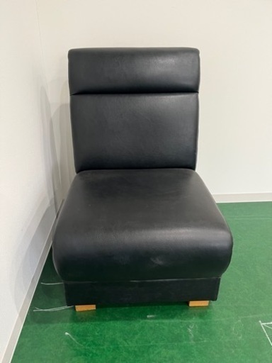 ローソファ黒　10脚