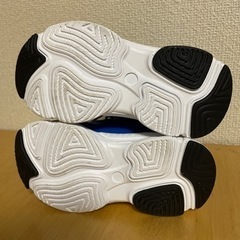 子供用スノーブーツ15センチ冬用靴の画像