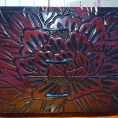 木彫り3段引出し