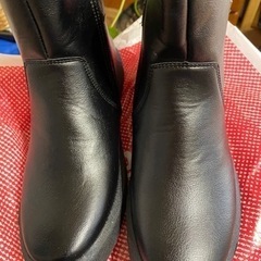 新品レディースブーツ