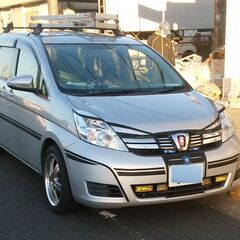 トヨタ　アイシス　１８００ｃｃ　平成２７年（２０１５）　9400...