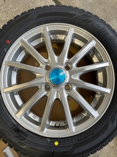23年製！トーヨータイヤGIZ2スタッドレスタイヤ155/65R14とアルミホイールセット