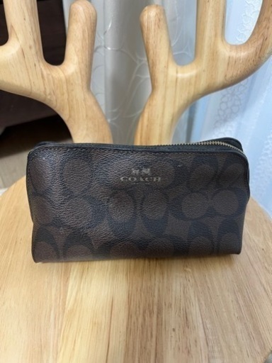 coach ポーチ　化粧　化粧ポーチ　ブランド