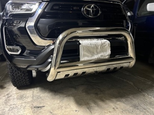 ハイラックスGUN125ステンレスグリルガード