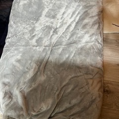 ニトリ　重い毛布　シングルサイズ