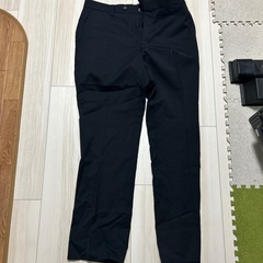 スーツパンツ　腰滑り止めあり　12月まで