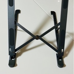 【お値下げ／美品】ノートパソコンスタンドの画像