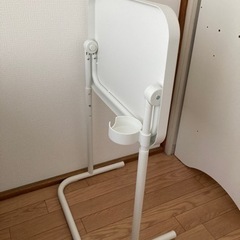 【IKEA】BJÖRKÅSEN ビョルコーセン ラップトップスタンド ホワイト イケア IKEA BJORKASEN ビョルコーセン ラップトップスタンド