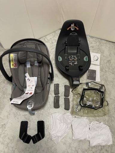 【値下げしました】　美品！　チャイルドシート　サイベックス　クラウドZ i-Size ベースZ セット売り