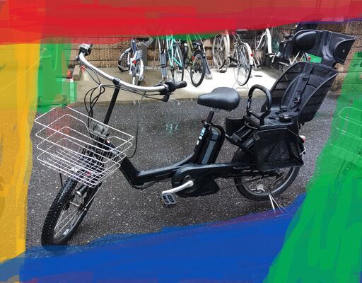 212🟢２０インチ、前かご後チャイルドシート、２人乗り、３人乗り、１人乗り電動自転車 🔵土日もお子様と土足のまま、いろいろなタイプの電動自転車のご試乗可能です。 🔴バッテリーは、新品の９０％以上の性能を保持してコンディション良好です。 🟢１回の充電で３０ｋｍ以上の走行が可能です。山手線を１周するくらいの距離走れます。 🌕️先着１個のみ無料。エクストラ・前チャイルドシートを付けると、３人乗りに変更も可能。 🌕️オプション無料。後ろチャイルドシートをかごに変更して１人乗りに変更も