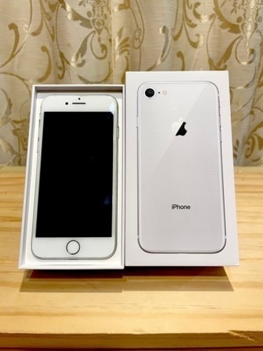 【美品】iPhone8 64GB SIMフリー シルバー