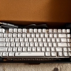 e元素 ゲーミングキーボード Z-88 青軸の画像