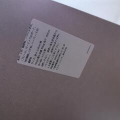 イケアのテーブルの画像