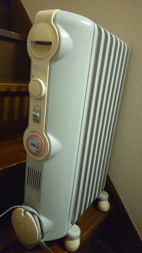 【受け渡し予定者あり】デロンギ　オイルヒーター　8〜10畳用