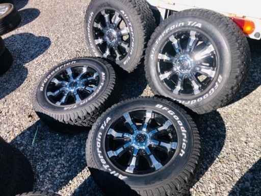 ランクル用ホイールとタイヤ