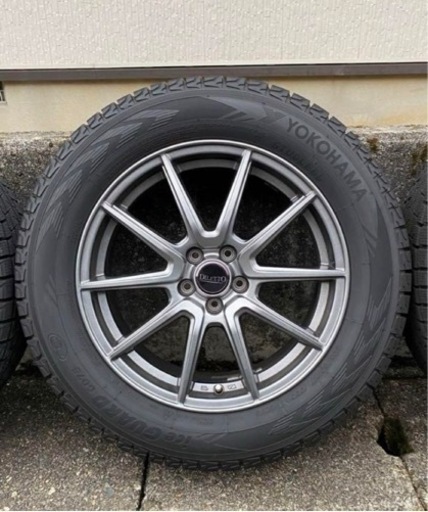 【再値下げしました】ヨコハマ　スタッドレスタイヤ　225/60r/17 スバル フォレスターSJ系 美品