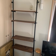 オシャレな突っ張り棚収納