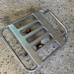 スーパーカブ　純正キャリア　の画像