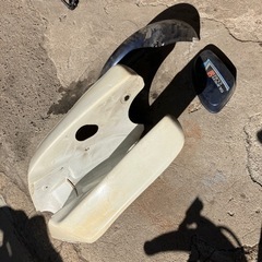 ホンダ　スーパーカブ　純正レッグシールド　フェンダー　サイドカバー