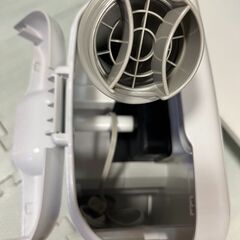 三菱ふとん乾燥機　AD-W50-W　2014年製の画像
