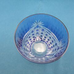 未使用品 カガミクリスタル 江戸切子 ロックグラス ブルー 青 木箱入り KAGAMI CRYSTAL 札幌 西岡店の画像