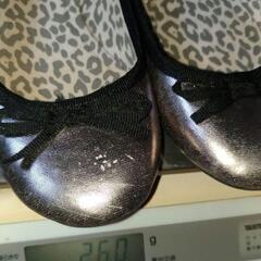 made for you comfort & relexingリボン付きフラットシューズ サイズM 23～23.5cm ゴールドの画像