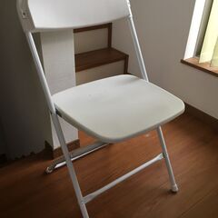 無印良品：スチールパイプ折りたたみチェア