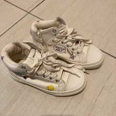 スニーカーの画像