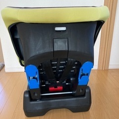 日本育児バンビーノ04 新生児から使用可能な乳幼児兼用チャイルドシート軽量タイプの画像