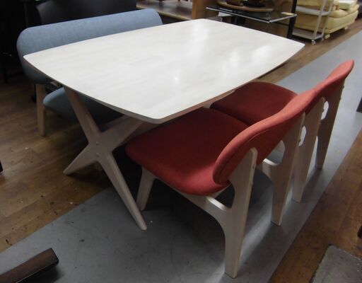 R096 NITORI リビングダイニングテーブル4点セット リラックス シリーズ、幅160cm Used・美品