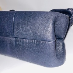 TOFF&LOADSTONE トフアンドロードストーン 牛革タッセルハンドバッグの画像