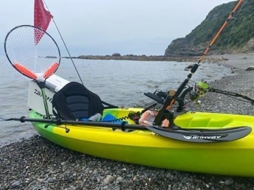 フィッシングカヤック　ガーミン魚群探知機付き