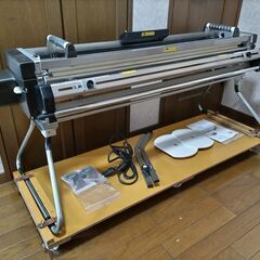 簡易型壁紙糊付け機　極東産機　サリーダ　CF仕様　中古　DIY向けの画像