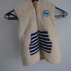 リバーシブル　ベスト　イエローの画像