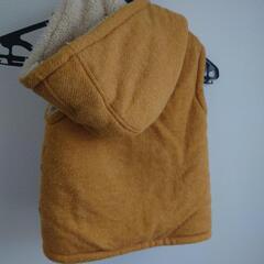 リバーシブル　ベスト　イエローの画像