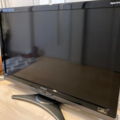 SHARP 40型テレビ（2010年製 LC-40SE1- B）