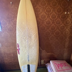 サーフボード　傷あり　そのまま譲りますの画像