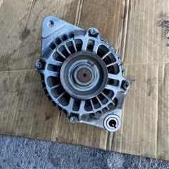 スズキワゴンR MH21Sオルタネーター(ダイナモ)の画像