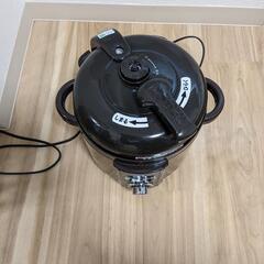 電気圧力鍋の画像