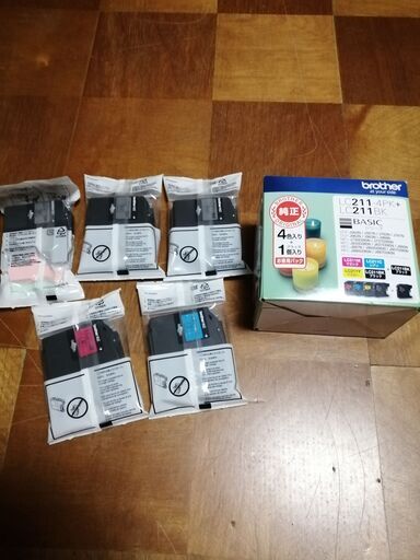 【純正】ＬＣ２１１　brother プリンター　５本セット　インク　ブラック３本　マゼンダ１本　シアン１本